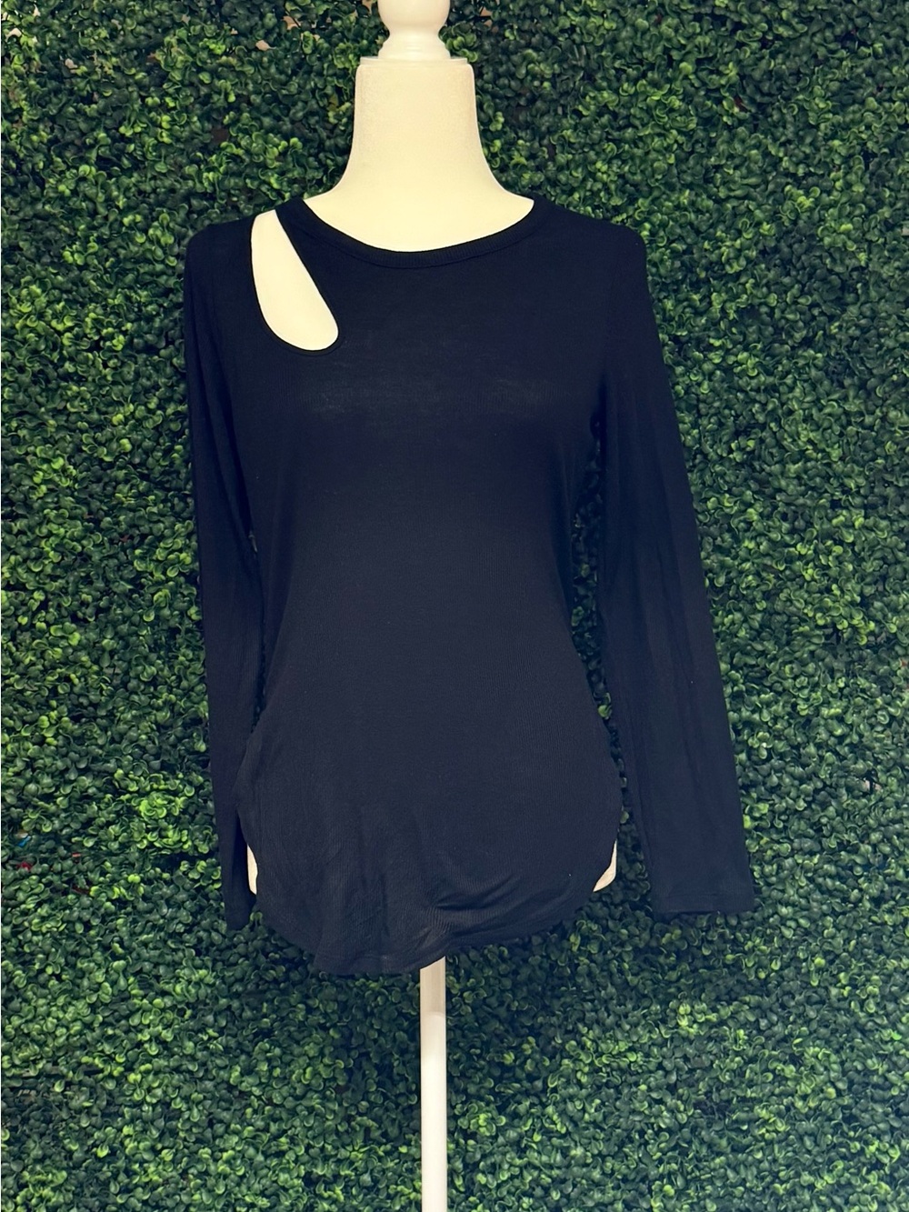 Alo Yoga Peak Cutout Long Sleeve Top Black Size Small 🖤